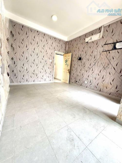 4 TẦNG 54M2 CHỈ 10.5 TỶ NGAY MẶT TIỀN PHƯỜNG 11 QUẬN PHÚ NHUẬN - 4