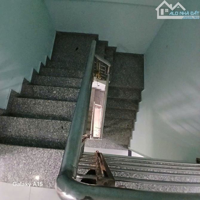 Bán nhà 4 tầng khu y tế kỹ thuật cao Bình Tân, giáp tên lửa hẻm oto (4x17m) chỉ 7.3 tỷ - 4