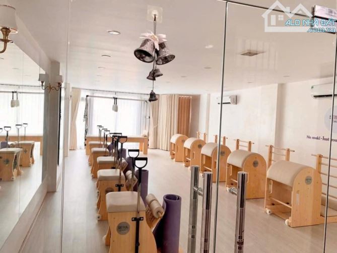 BÁN TOÀ VĂN PHÒNG 10 TẦNG MẶT PHỐ VÕNG THỊ, TÂY HỒ - DÒNG TIỀN KHỦNG - 102M2 CHỈ 47 TỶ