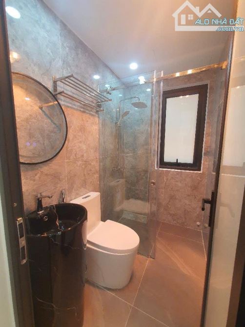 BÁN NHÀ NGUYỄN VĂN CỪ – Ô TÔ TRÁNH - TRUNG TÂM – 43M2 CHỈ 14,2 TỶ - 4