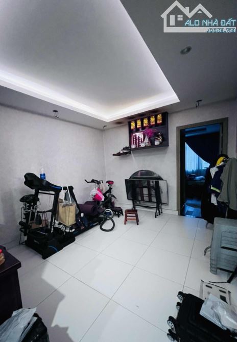 LÊ ĐẠI HÀNH QUẬN 11, HẺM 6M Ô TÔ VÀO NHÀ 83M2 4 TẦNG, HIẾM NHÀ BÁN - 4