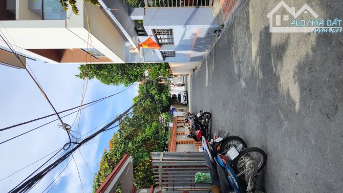 Nhà đẹp 4 tầng ở ngay, ngõ thông ô tô Đại Đồng, Đại Mạch. Hơn 6 tỷ - 4