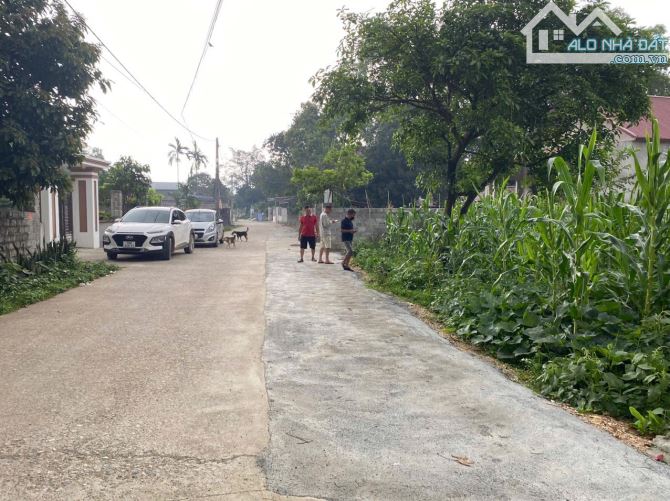 Cần bán mảnh đất 104m2 950tr đường trước đất 2 oto tải tránh nhau tại Liên Sơn, Hoà Bình - 3