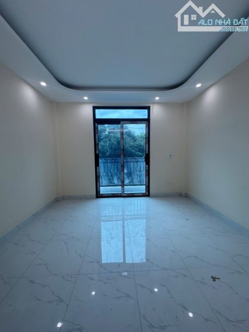 Nhà xây 65m2 full 3 tầng ô tô để sân ngày đêm - Ngõ thông tứ tung tại Đại Thành Quốc Oai - 4