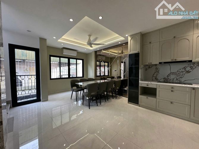 Hiếm! Nhà cực đẹp 40m2x6T thang máy. Full nội thất, 2 mặt thoáng, cách phố 15m phố Xã Đàn. - 4
