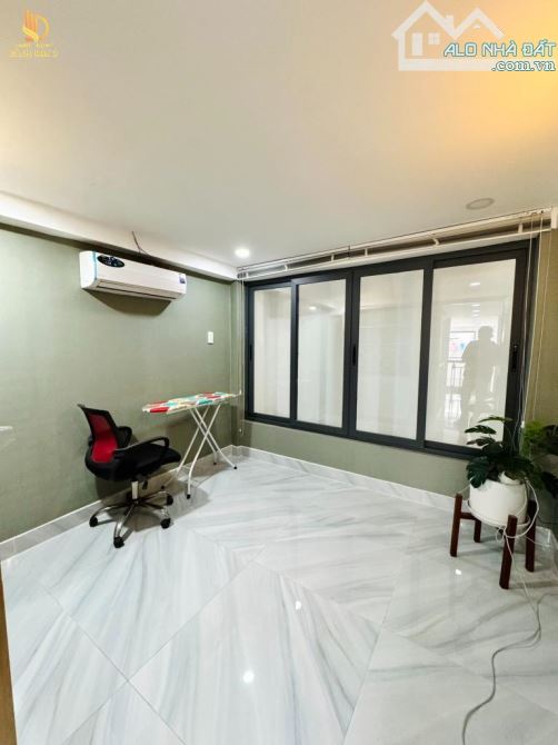 Nhà đẹp 5 tầng, 46m2 hxh Bùi Quang Là, f12 Gò Vấp, 5,48 tỷ còn bớt - 4