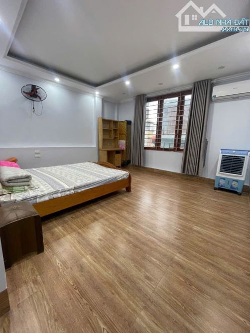✅️67M2X5T - CHỈ 8.5 TỶ - TRƯƠNG ĐỊNH - SỔ VUÔNG - 20M RA Ô TÔ TRÁNH - 2 THOÁNG - 4