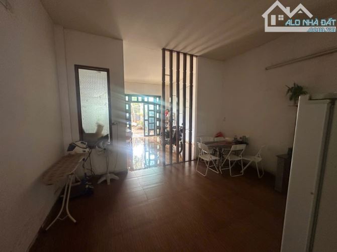 Nhà Hẻm 5m YMoan Tân Lợi còn mỗi căn này, 5x26m, Sân Bán tải 7m, chỉ 3 tỷ 4 - 5