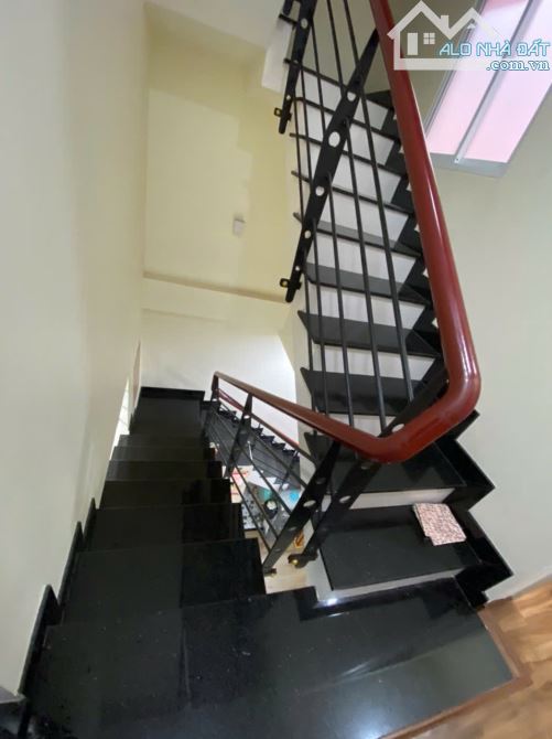 Nhà bán: đường Gò Dầu. Q Tân Phú. DTSD 44m2. 4 tầng. Giá 7,1 tỷ - 5