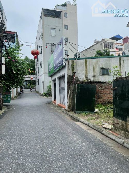 #BÁN ĐẤT ĐẸP GIANG BIÊN LONG BIÊN 50M GIÁ HƠN 3TỶ NGÕ Ô TÔ  #HIẾM DIỆN TÍCH ĐẸP MẶT TIỀN R - 5
