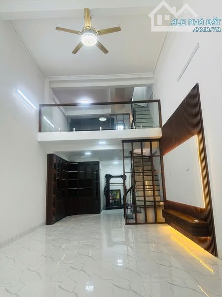 bán nhà nguyễn thái học, huỳnh thúc kháng ,46m 5 tầng , kinh doanh , giá chỉ hơn 12 t.ỷ - 5