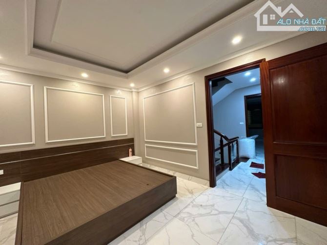 Bán Nhà Khuyến Lương, Yên Sở –Lô Góc, Ngõ Nông, Nhà Mới – 5T– 31m – 6.3 tỷ