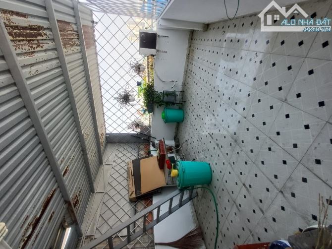 Nhà mới 3 tầng 96m2 mặt tiền hẻm xe hơi 1979 Huỳnh Tấn Phát kế bên Q7 chỉ  7,85 tỷ - 5