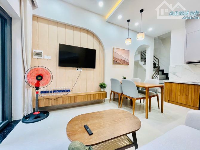 BÁN NHÀ, đường Lê Văn Duyệt, Quận Bình Thạnh, Dt: 28m2. Giá rẻ 4.55 tỷ - 6