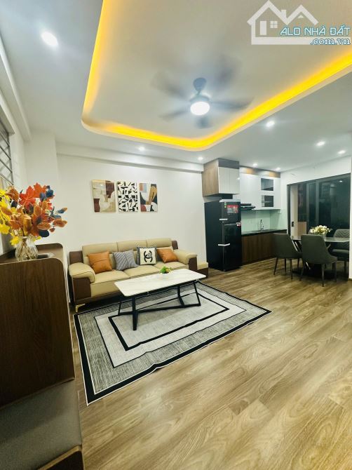 Chỉ 4.5 tỷ sở hữu ngay căn hộ chung cư 63m2 Khu Đô Thị Linh Đàm 2N2VS full nội thất