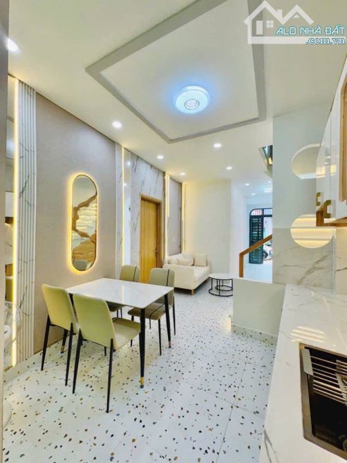 🔥[BÌNH THẠNH] - PHAN VĂN TRỊ 44M2 -  CĂN GÓC NGAY NGÃ 5 BÌNH HOÀ - 4.95 TỶ - 6