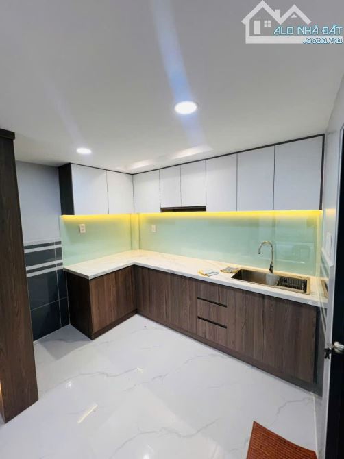 Chỉ 3.5 Tỷ Nhà 3 Tầng Đẹp ,HXH thông 156 Huỳnh Tấn Phát,P.T.T.Tây,Quận 7,DT 40m,3PN - 6