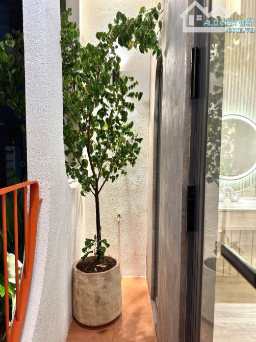 BÁN NHÀ, đường Lê Quang Định, Quận Bình Thạnh, Dt: 42m2- 3 lầu. Giá rẻ 6.25 tỷ - 7