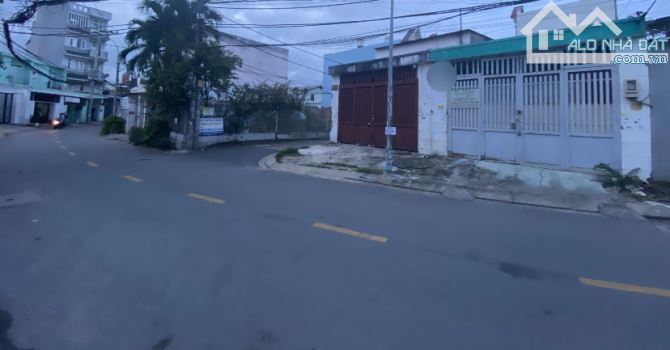 Nhà MẶT TIỀN hẻm Cấp 4 Đ. TRẦN THỊ HÈ, P. Hiệp Thành, Q12, dt 121,3m2 (5mx24m),💰7,5Tỷ - 6
