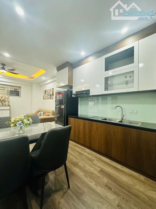 Chỉ 4.5 tỷ sở hữu ngay căn hộ chung cư 63m2 Khu Đô Thị Linh Đàm 2N2VS full nội thất