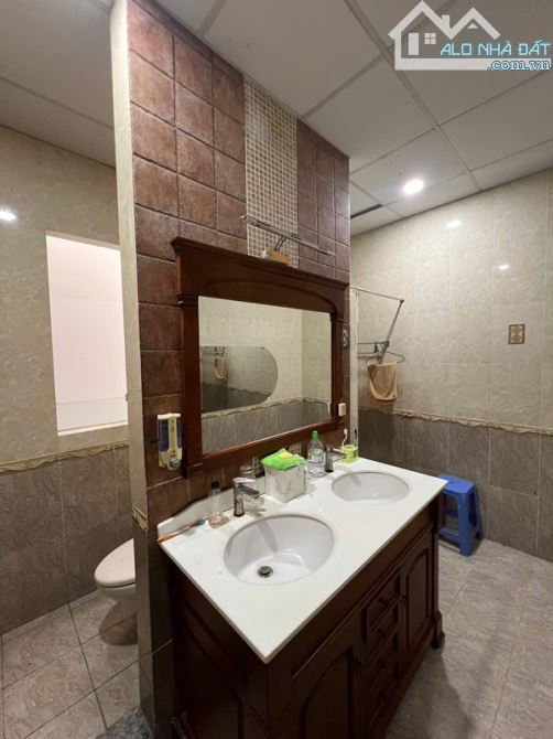 Nhà măt tiền Nguyễn Phúc Chu p15 tân bình 5 tầng ngang 6,1 x20 - 8