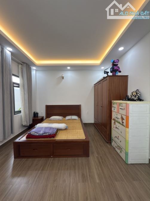 BÁN NHÀ 4 TẦNG HẺM 16M ĐƯỜNG NGUYỄN OANH, PHƯỜNG 15 , GÒ VẤP, DT 100M , GIÁ 14.6TỶ - 8