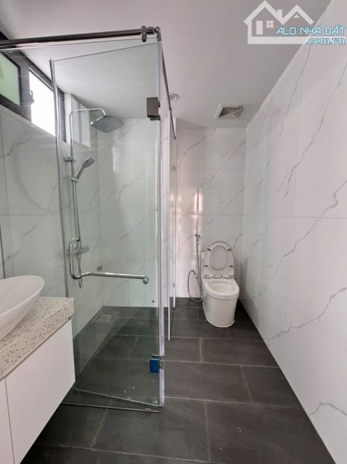 Bán Nhà Phố Xuân La Dt 35m2 Mt 4 mét 5 tầng mới koong 7.75 tỷ, BA BƯỚC HỒ TÂY CỰC ĐẸP - 9