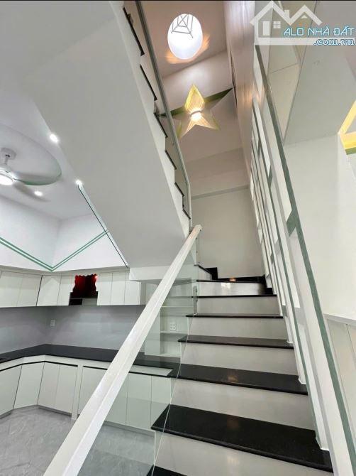CẦN BÁN NHÀ 100M2 – XÃ HƯNG LONG, BÌNH CHÁNH – GẦN KDC & CHỢ – GIÁ CHỈ 1 TỶ 150 TRIỆU - 9