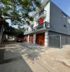 Nhà xây 65m2 full 3 tầng ô tô để sân ngày đêm - Ngõ thông tứ tung tại Đại Thành Quốc Oai