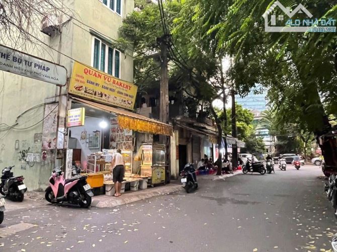 Bán nhà Kim Mã Thượng, lô góc 2 thoáng, vỉa hè, kinh doanh đỉnh, 18 tỷ