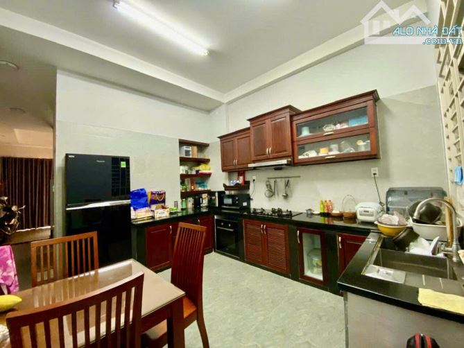 Phú Nhuận, 3 tầng, ngang 4.5m, 66m2, hẻm XH Phan Đăng Lưu, giáp Phan Xích Long, 11.95 Tỷ