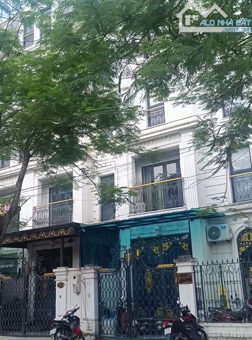 Cần bán nhà LK Đại Kim, Nguyễn Xiển, mặt tiền 6m, 21.5 ty