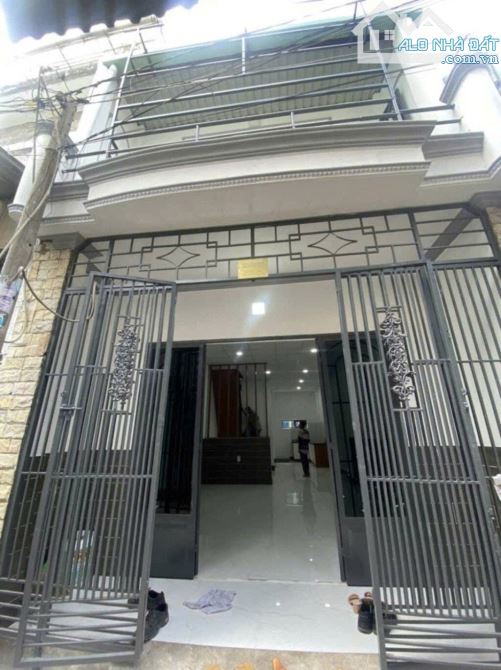 🌈NHÀ MỚI GẦN TRƯỜNG NGUYỄN DU QUẬN 12 GIÁP CÒ VẤP CHỈ 3,3 TỶ- DT 50m2- 2 TẦNG