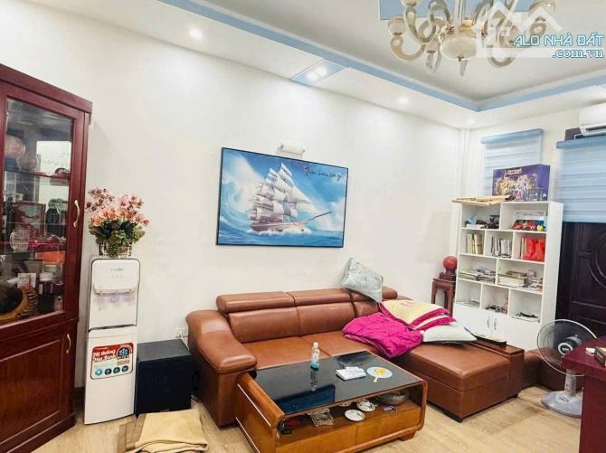 Toà Hoàng Dương Ngọc Hồi 75 m 2 ngủ 2 vệ sinh 3 tỷ