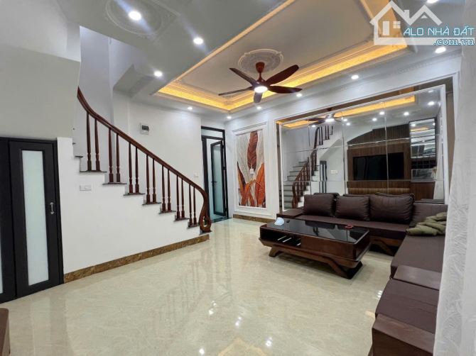 BÁN NHÀ THỤY PHƯƠNG, BẮC TỪ LIÊM 37M2, 5 TẦNG, 2 THOÁNG, Ô TÔ VÀO NHÀ, GIÁ TỐT