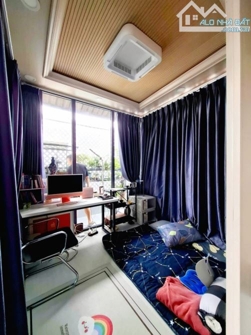 NHÀ 5 TẦNG MỚI XÂY – LÊ VĂN SỸ – HẺM XE HƠI – NỞ HẬU PHONG THỦY TỐT - HƯỚNG ĐÓN TÀI LỘC