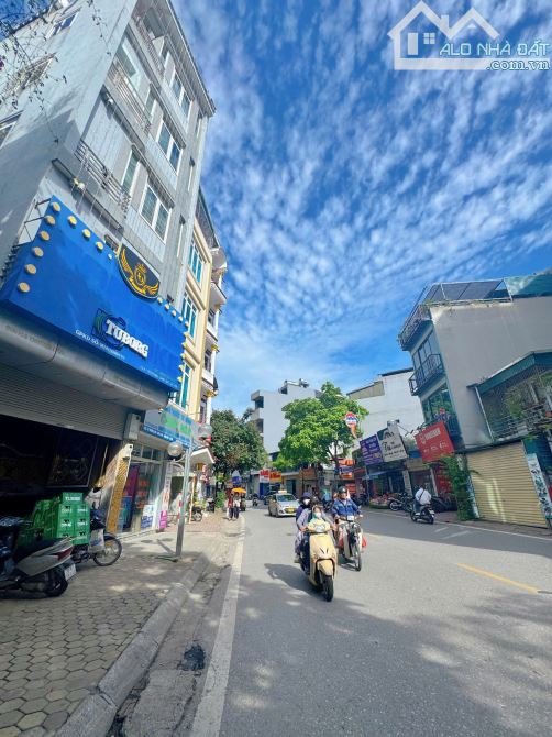 BÁN GẤP LÔ ĐẤT MẶT PHỐ TRƯỜNG LÂM – GẦN BV ĐỨC GIANG – 173M2