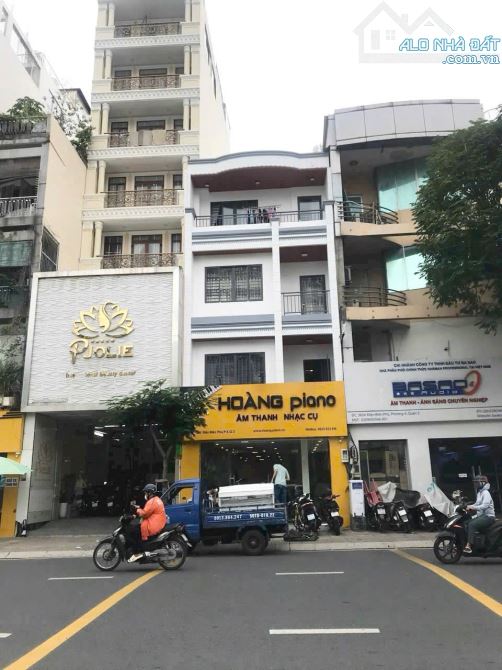 Nhà 4 Tầng mặt tiền đường Điện Biên Phủ, Quận 3, 6x18m, HĐT 70 triệu, Giá 38 Tỷ