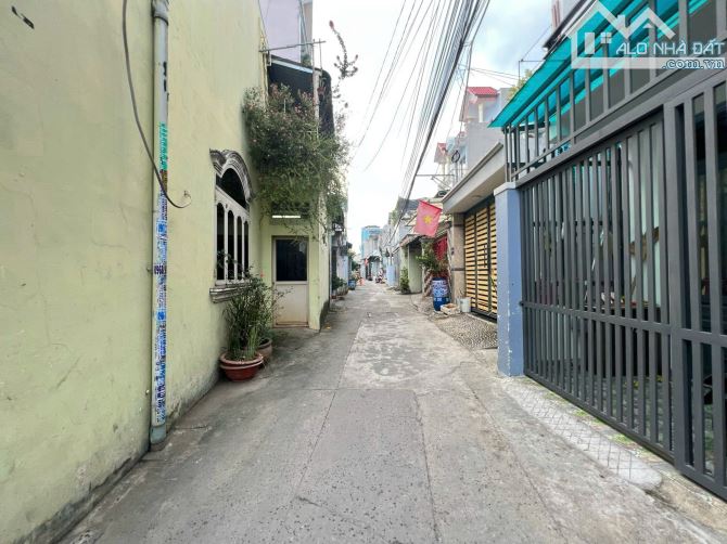 Đất góc 2 mặt tiền phường Dĩ An , Tp Dĩ An