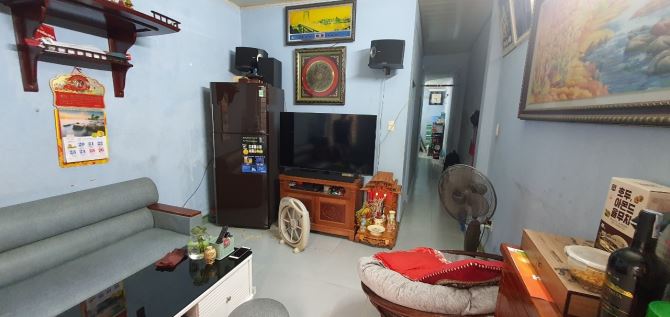 Bán đất tặng nhà C4 Đức Diễn, 39m2, oto tránh cách 20m, ngõ rộng, 2 mặt thoáng.