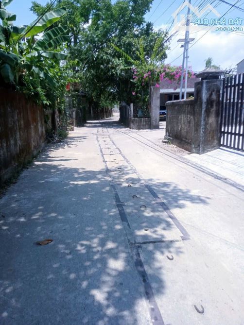 Bán đất kiệt Hoàng Quốc Việt 100m giá chỉ hơn 2 tỷ