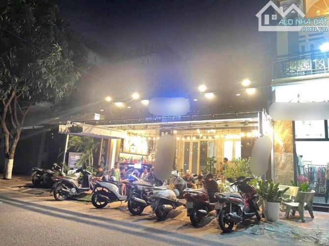 10,5Tỷ TL🔥Bán quán cà phê 2Mặt tiền trước và sau_211,8m2 Gần BigC Go_p.Đông Hòa, Tp.Dĩ An