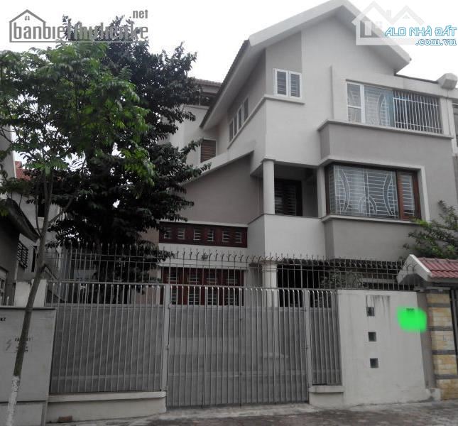 Giảm 2 tỷ bán nhanh BT Văn Phú 200mx3 tầng mt 10m kinh doanh, nhỉnh 30 tỷ