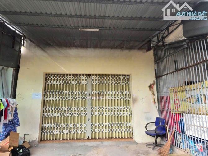 Bán nhà NGUYÊN giá nhà NÁT, 870triệu sang tên nhà Cấp  4, DT5x21m, ngay Tân Xuân, Hóc Môn