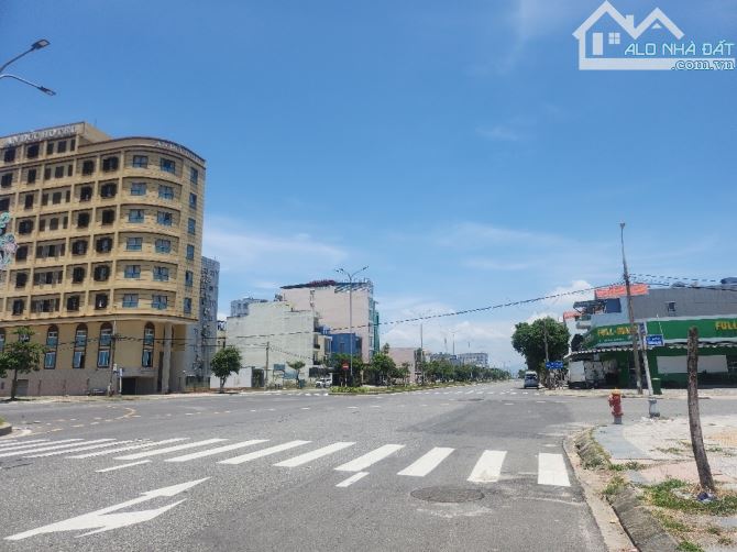 💥SIÊU PHẨM CĂN HỘ 7 TẦNG-SÁT BIỂN-GIÁ CHỈ 8.95 TỶ-FULL PHÒNG-DÒNG TIỀN ỔN ĐỊNH