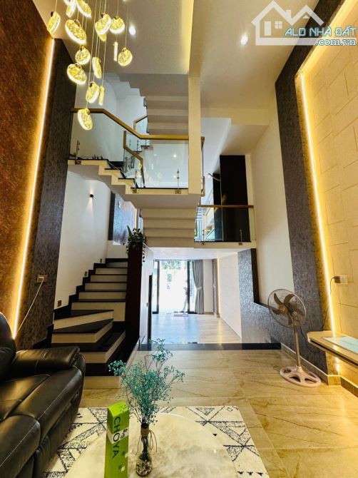 NGUYỄN OANH GÒ VẤP - Ô TÔ NGỦ NHÀ - 4 x 15 - 5 TẦNG - 7.5 TỶ