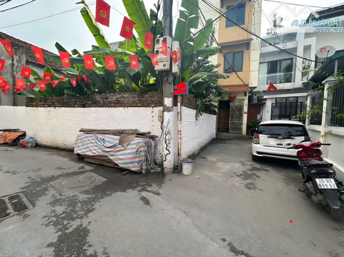 BÁN ĐẤT TT TRẠM TRÔI -  LÔ GÓC - KINH DOANH - Ô TÔ - GIÁ 90TR/M