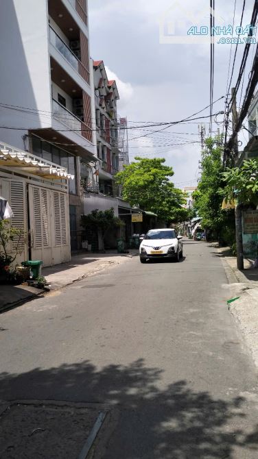 DIỆN TÍCH KHỦNG, SÁT KHU TÊN LỬA, NGANG 5X28M 3 TẦNG, DÒNG TIỀN 28 TRIỆU/TH, CHỈ 10 TỶ 5