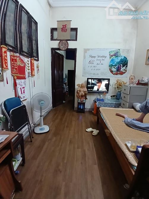 BÁN NHÀ MẶT NGÕ THỔ QUAN-DT28M2-3 TẦNG.TRƯỚC NHÀ RỘNG,GIÁ CHỈ:6.5 TỶ