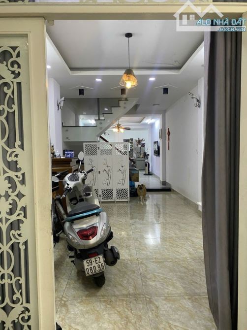 Bán nhà 3 tầng hẻm đường Nguyễn Văn nghi phường 7 quận gò vấp